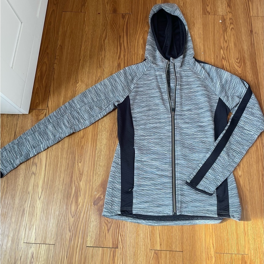 Athlete Snowscape Jacket
Size S - Picture 3 of 11